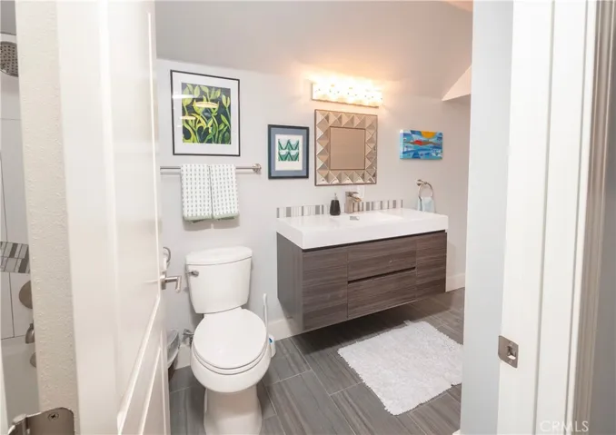 Top floor bath