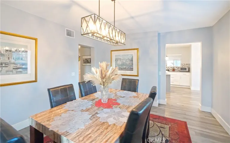 Dining room off kitchen