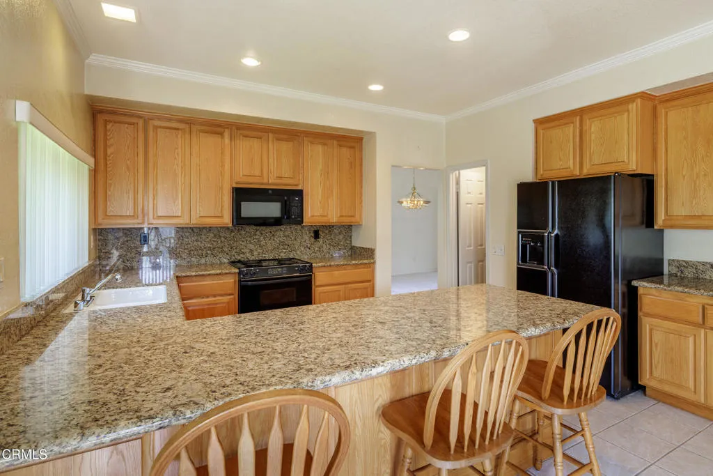2011 Lennox Ct-3204-2-HDR