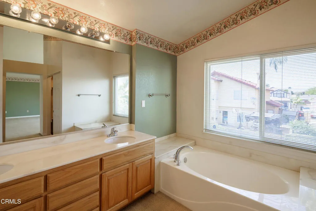 2011 Lennox Ct-3243-2-HDR