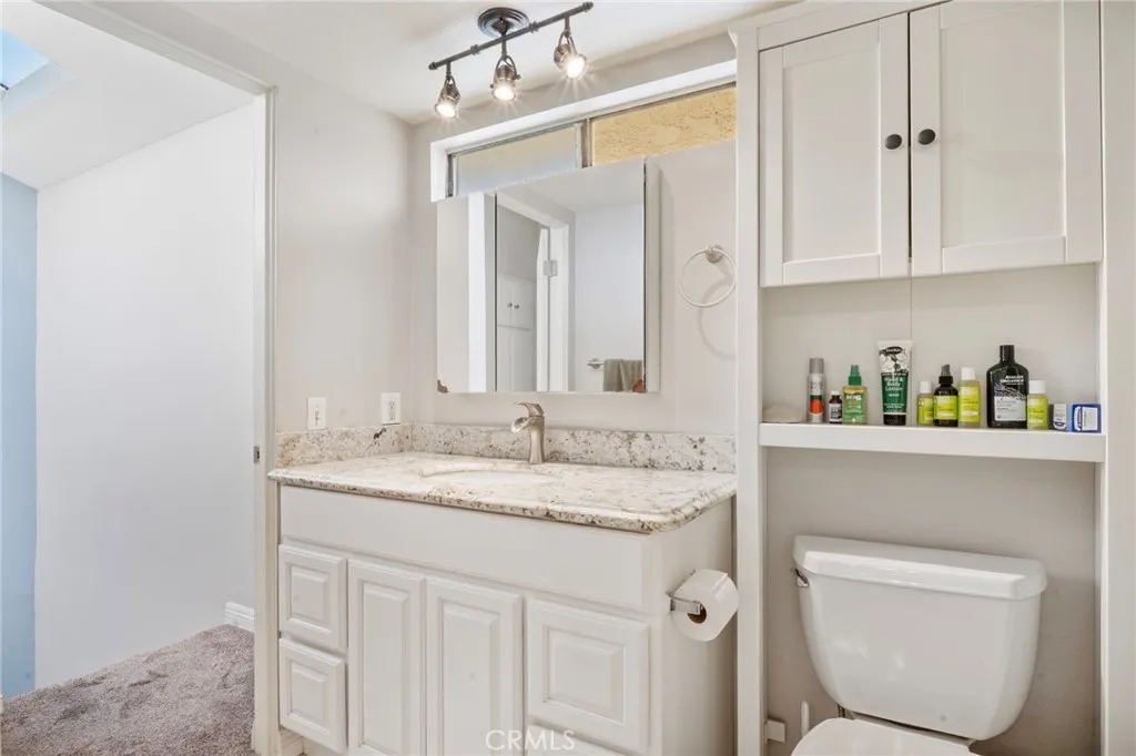 Updated full bath.