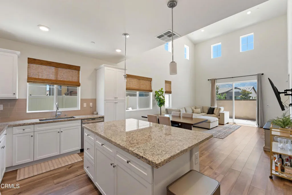 2169 Pomegranate St MLS-20