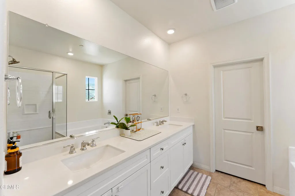 2169 Pomegranate St MLS-33