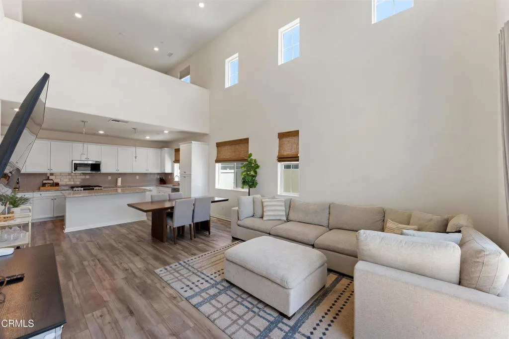 2169 Pomegranate St MLS-9
