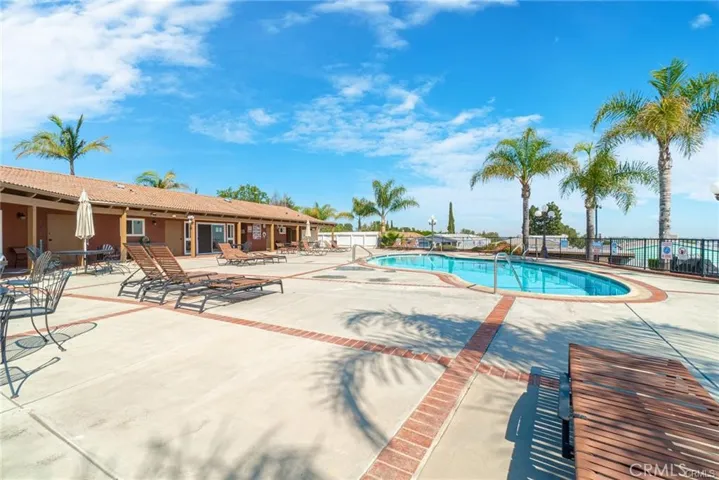 Clubhouse pool 2