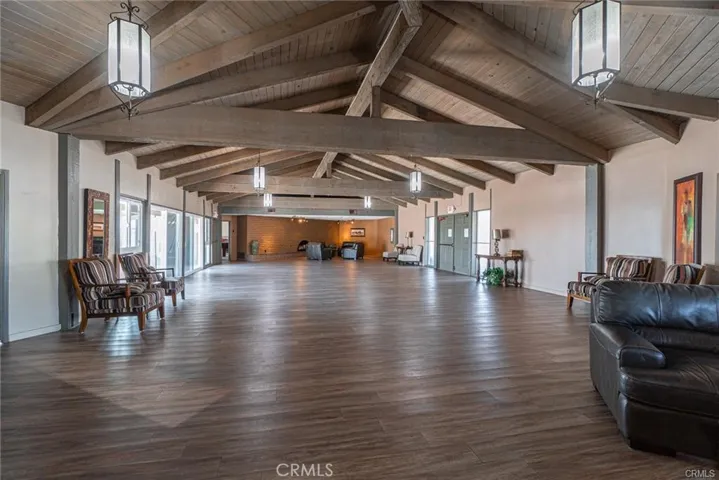Clubhouse 2