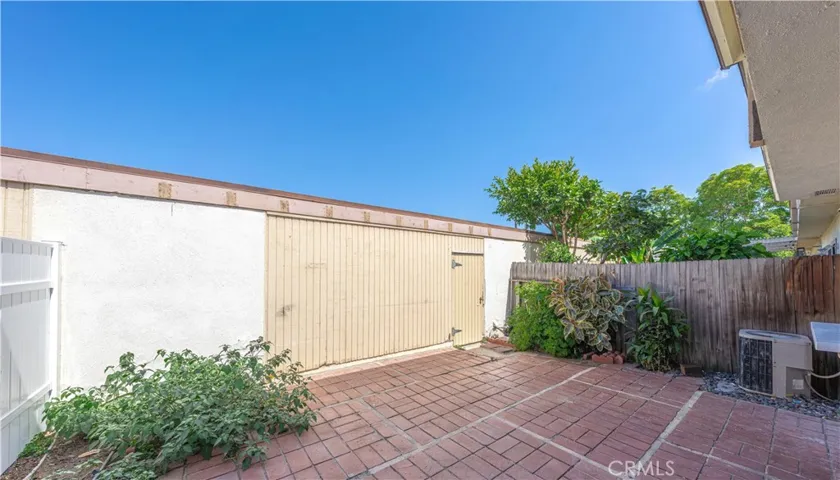 16183 Mount Erebus Court, Fountain Valley, California 92708