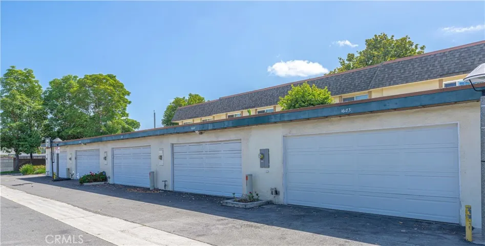 16183 Mount Erebus Court, Fountain Valley, California 92708