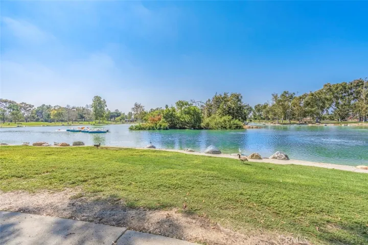 16183 Mount Erebus Court, Fountain Valley, California 92708