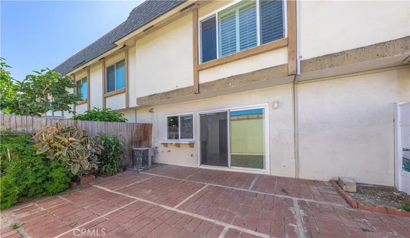16183 Mount Erebus Court, Fountain Valley, California 92708