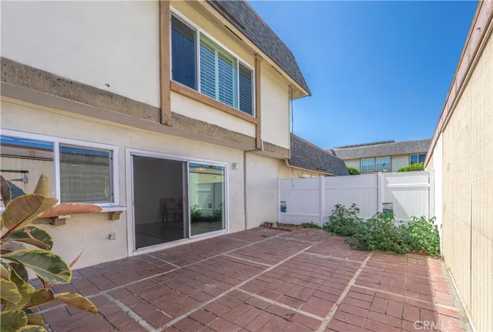 16183 Mount Erebus Court, Fountain Valley, California 92708