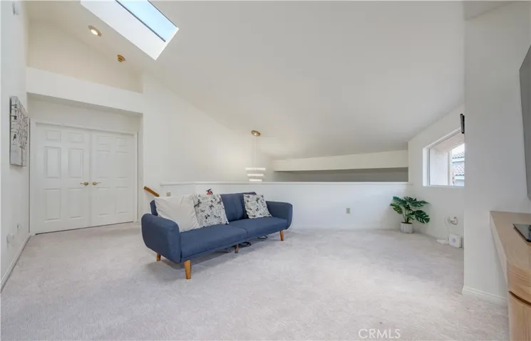 1011 S Mountcrest Court, Anaheim, California 92808