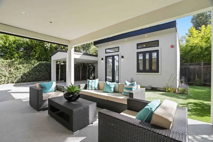1211 Fulton Street, Palo Alto, California 94301