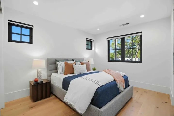 1211 Fulton Street, Palo Alto, California 94301