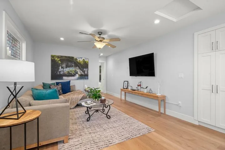 1180 Fewtrell Drive, Campbell, California 95008