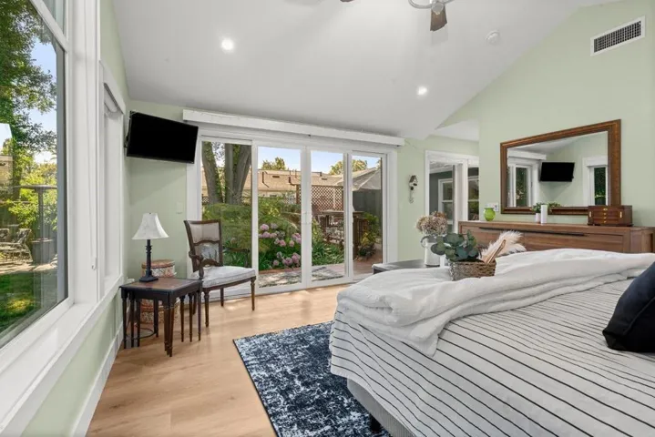 1180 Fewtrell Drive, Campbell, California 95008