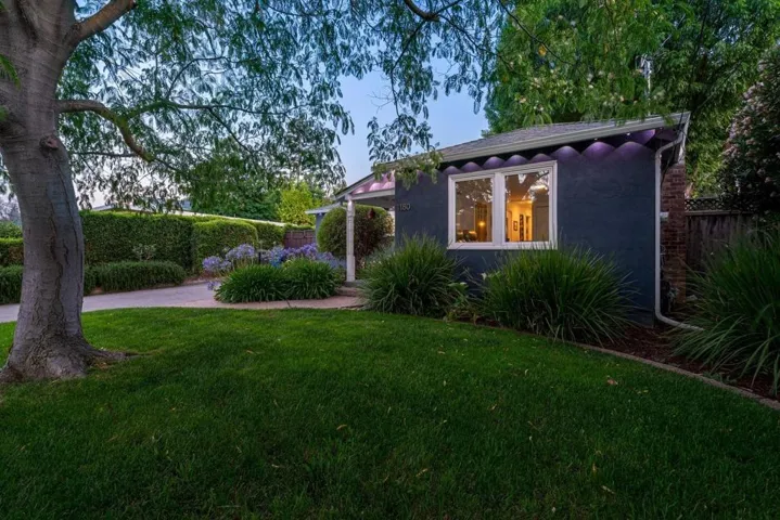 1180 Fewtrell Drive, Campbell, California 95008