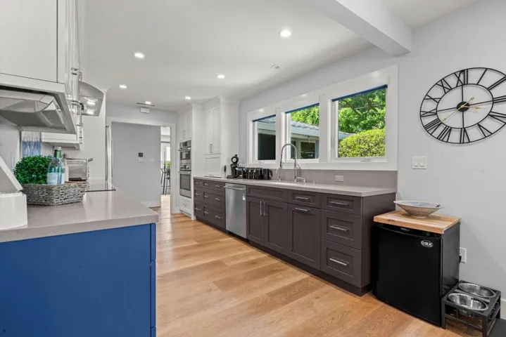 1180 Fewtrell Drive, Campbell, California 95008
