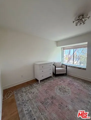 1940 N Highland Avenue 81, Los Angeles, California 90068