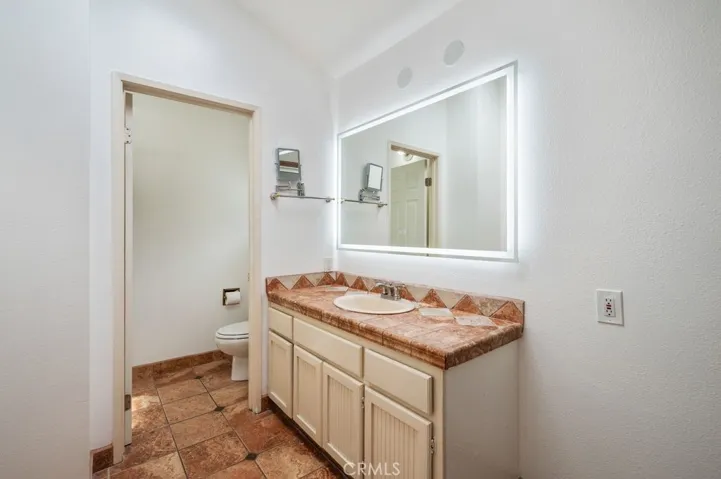 3910 W 182nd Street 6, Torrance, California 90504