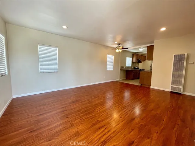 Living Room 04