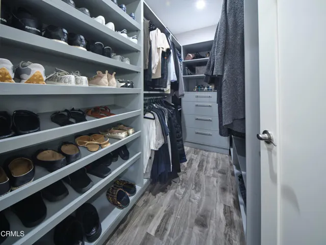 11045 califia north Hollywood2625 2