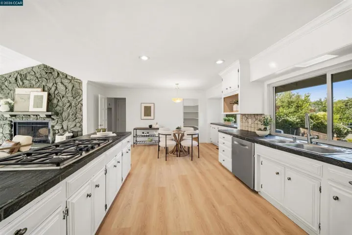 1290 Laverock Ln, Alamo, California 94507