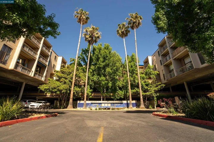 440 N Civic Dr 201, Walnut Creek, California 94596