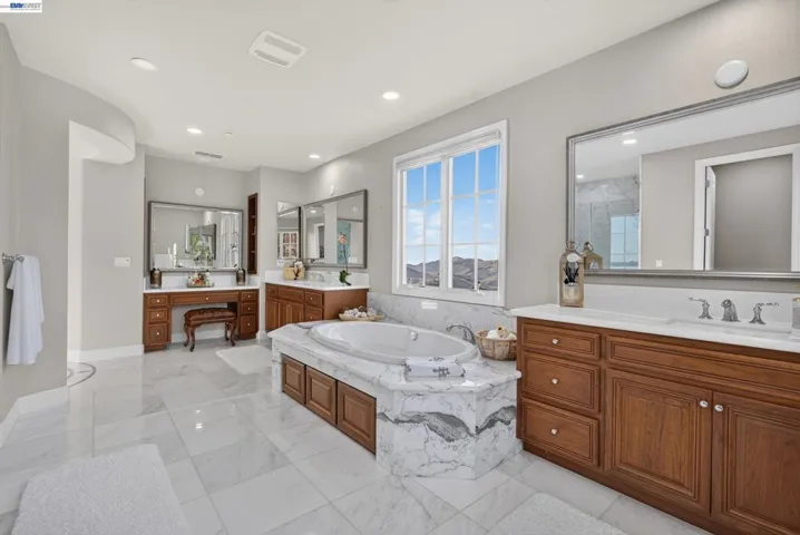 200 Cliffcastle, San Ramon, California 94583