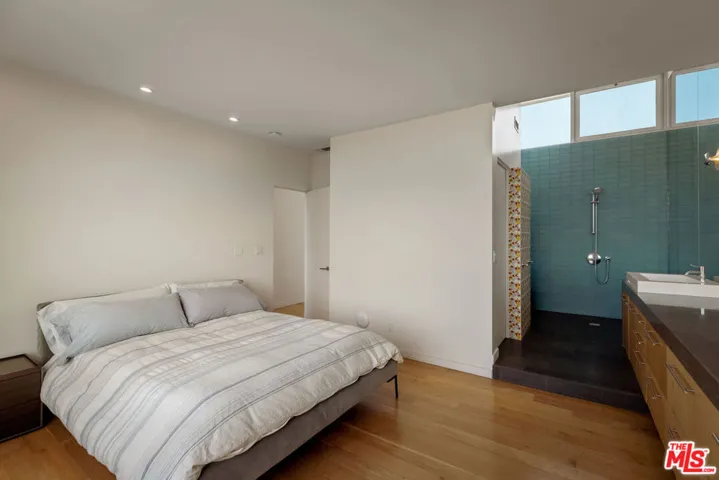 628 Penn Street, El Segundo, California 90245