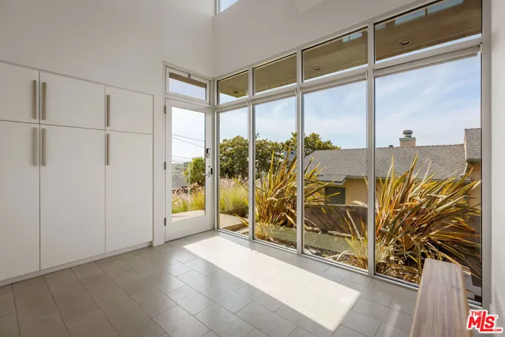 628 Penn Street, El Segundo, California 90245