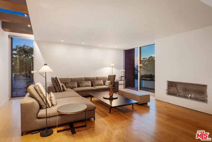 628 Penn Street, El Segundo, California 90245