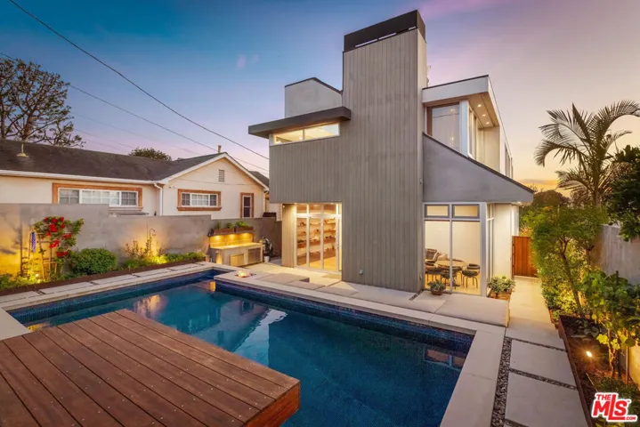 628 Penn Street, El Segundo, California 90245