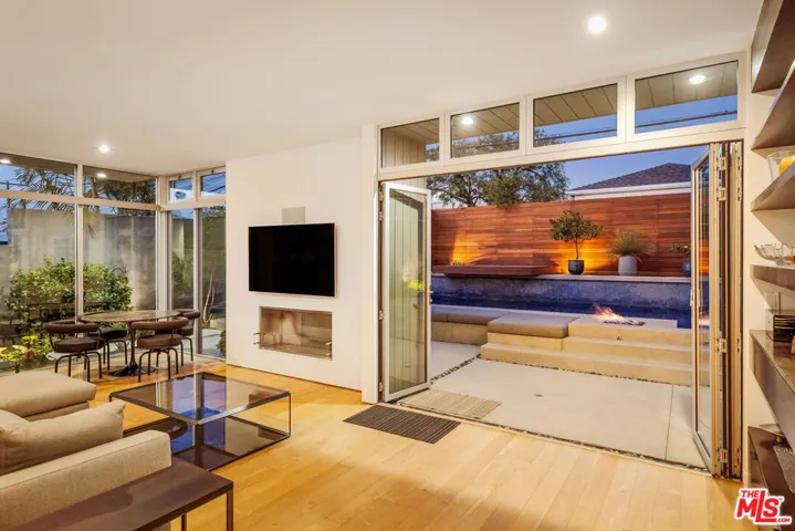 628 Penn Street, El Segundo, California 90245