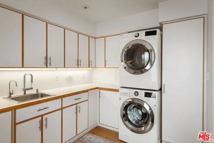 628 Penn Street, El Segundo, California 90245