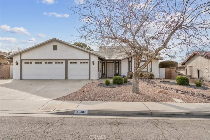 42307 61st St W, Quartz Hill, California 93535