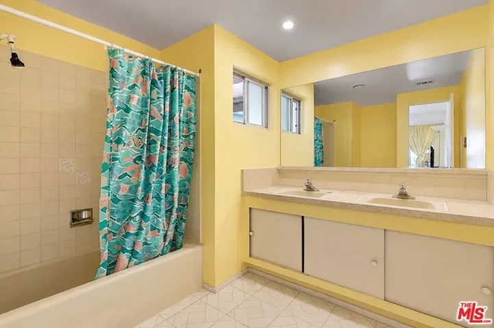 1921 Upland Street, Rancho Palos Verdes, California 90275