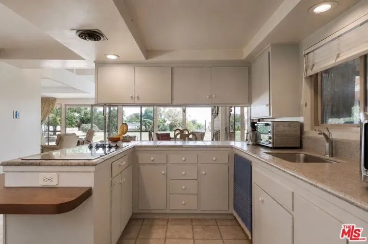 1921 Upland Street, Rancho Palos Verdes, California 90275