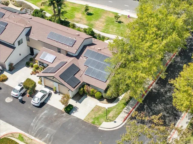 501 Smoketree Glen, Escondido, California 92026