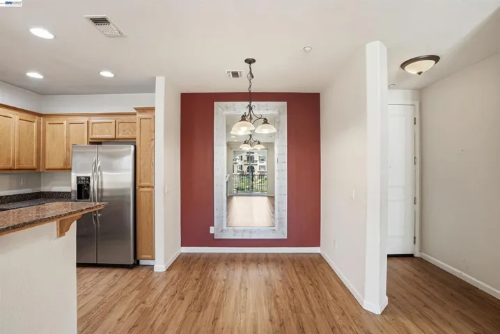 Dining area unstaged