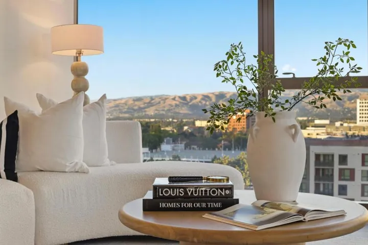 38 N Almaden Boulevard 1220, San Jose, California 95110