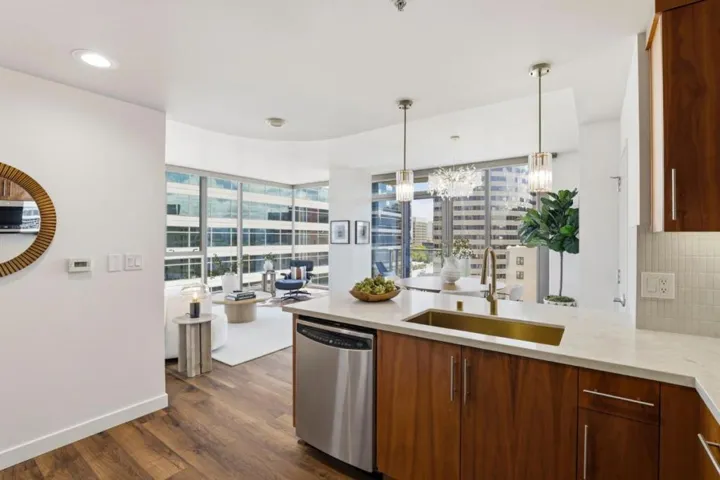 38 N Almaden Boulevard 1220, San Jose, California 95110