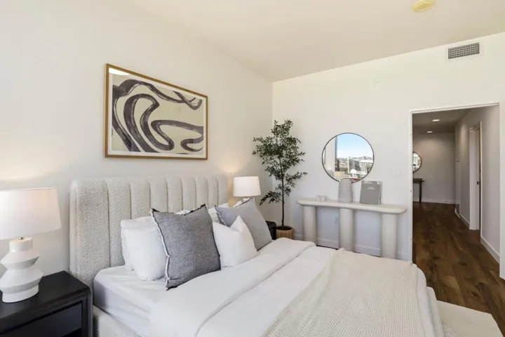 38 N Almaden Boulevard 1220, San Jose, California 95110
