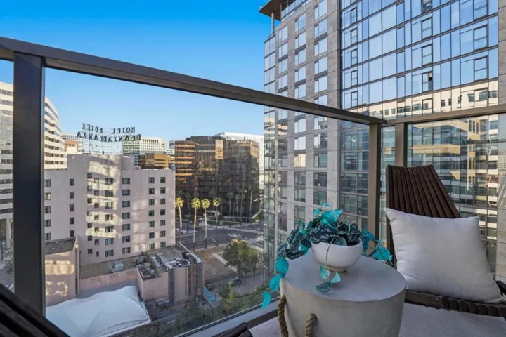 38 N Almaden Boulevard 1220, San Jose, California 95110