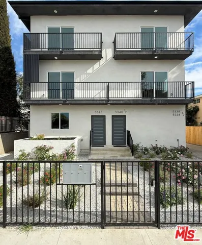 5340 Denny Avenue, North Hollywood, California 91601