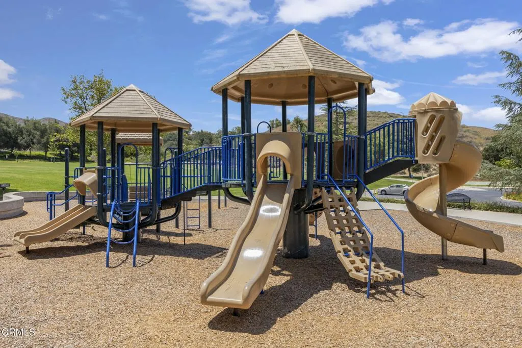 57-web-or-mls-521SonataWay164