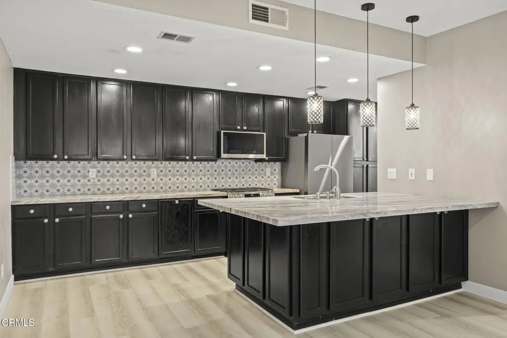 12-web-or-mls-521SonataWay030