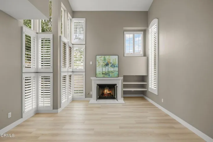 6-web-or-mls-521SonataWay006