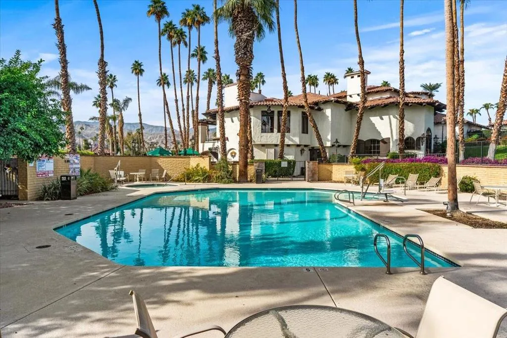 53-41500 Monterey Country Club-13