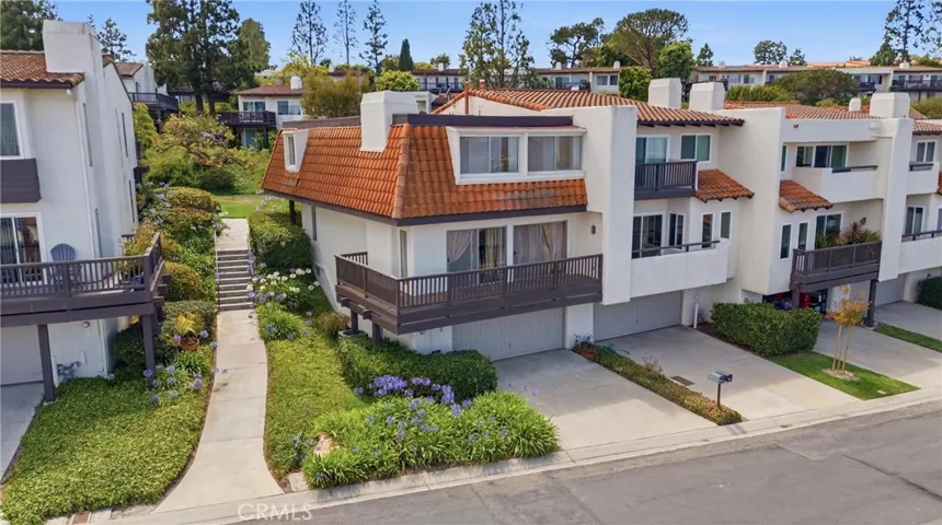 12 Cypress Way, Rolling Hills Estates, California 90274